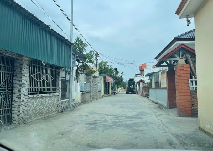 HÀNG HIẾM - ĐẤT MẶT ĐƯỜNG CHỢ, GIÁ CHỈ 2,X TỶ