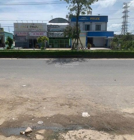 Gia đình tôi cần bán căn nhà tại Chợ Cầu Sấu, mặt đường Nguyễn Văn Cừ, Đặc khu Phú Quốc