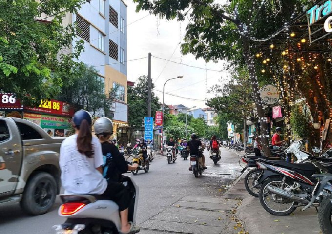 68m2 mặt phố kinh doanh Trâu Quỳ, Gia Lâm, Hà Nội. Phố rộng 10m sầm uất.