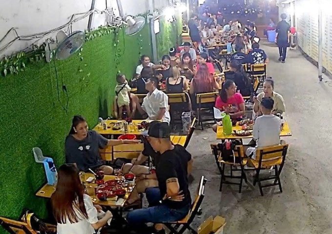 CẦN SANG NHƯỢNG QUÁN ỐC – VỊ TRÍ ĐẮC ĐỊA NGAY CHỢ ĐÊM (Ốc Bum)