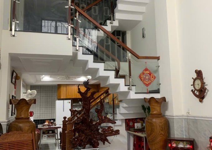 BÁN NHÀ 5 TẦNG – KHU NHÀ Ở ĐỒNG BỘ – ĐƯỜNG PHAN VĂN HỚN