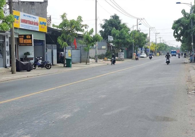 Bán đất mặt tiền 35x90m giá 90 tỷ Đường Dương Công Khi