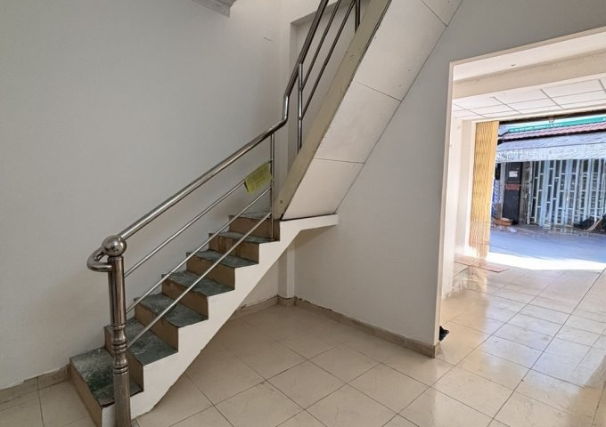Chính Chủ Bán Nhà 1 Trệt, 1 Lửng Mặt Tiền Đường Tám Danh, Phường 4, Quận 8