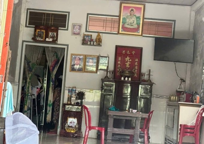 Bán đất 2 mặt tiền, tặng nhà đường Tôn Đức Thắng, Phường 6, TP. Cà Mau