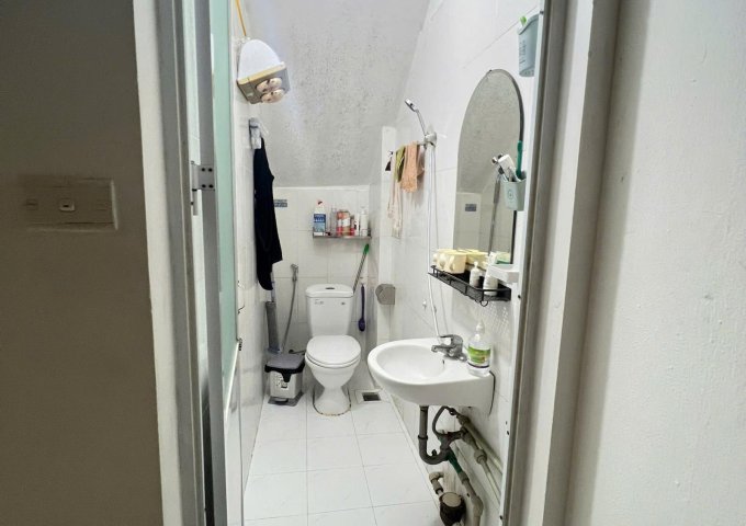 SANG NHƯỢNG MẶT BẰNG NGÕ 66A TRIỀU KHÚC