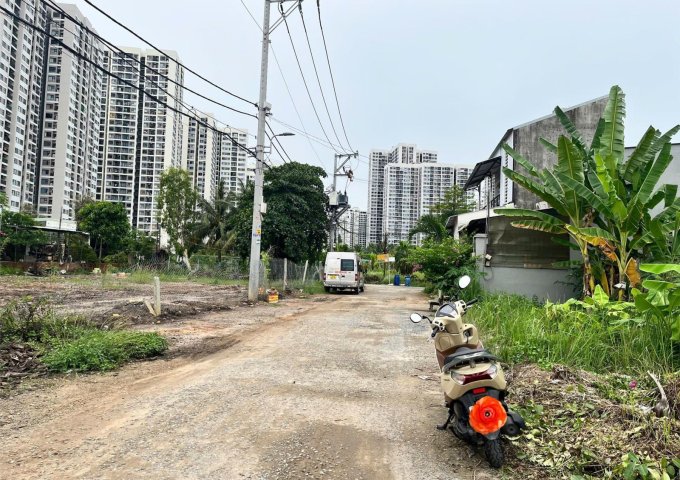 Lô đất 54m² đường số 27, Long Thạnh Mỹ – Đối diện Vinhomes, SHR, chỉ 3.3 tỷ