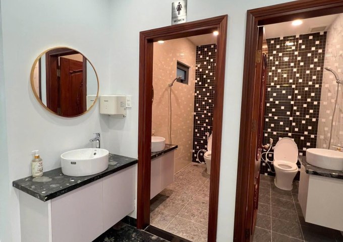 Văn phòng Bình Thạnh nhà mới xây chính chủ có cho thuê ngắn hạn từ 1 - 6 tháng từ 10 - 50m2