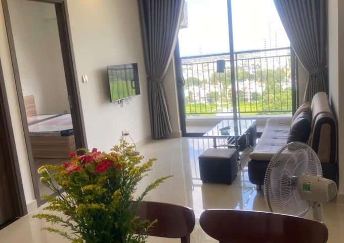 Cần bán hoặc cho thuê căn hộ 2pn 1 wc 58m2 tầng 16 chung cư Q7 Bolevard đường Nguyễn Lương Bằng phường Phú Mỹ Q7 TPHCM.