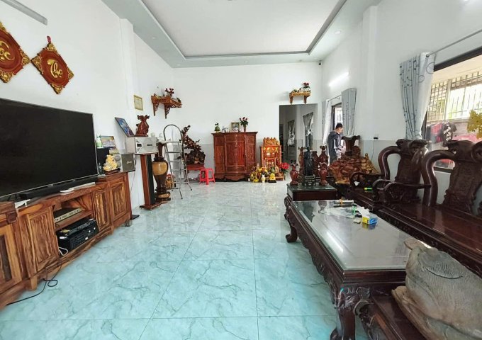 *Bán Gấp Nhà mặt tiền Kinh Doanh Lê Niệm Tân Phú 91m2,2 Tầng  Nhỉnh 10 tỷ