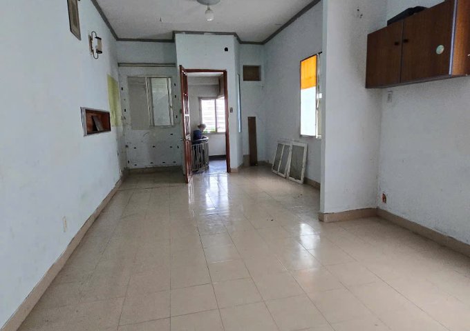 Cho thuê nhà nguyên căn hoặc mặt tiền kinh doanh – Đường Tô Hiến Thành, Quận 10