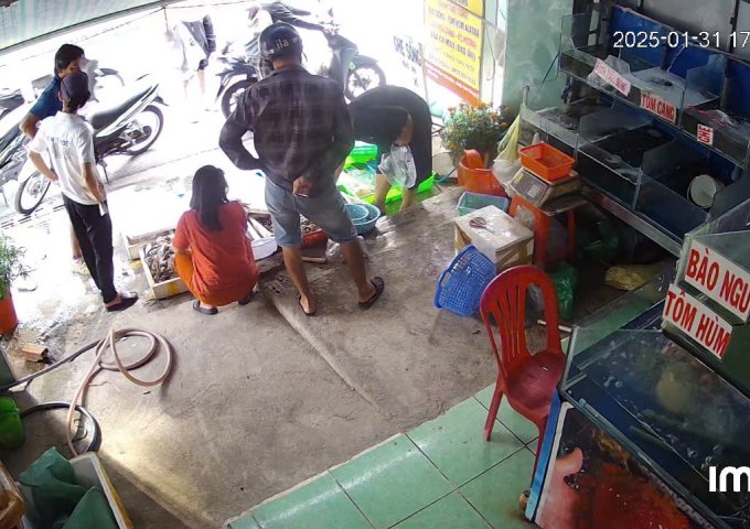 SANG GẤP MẶT BẰNG KINH DOANH HẢI SẢN TƯƠI SỐNG - CHỢ ĐẠI HẢI, HÓC MÔN