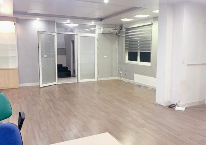 CHO THUÊ VĂN PHÒNG 70M2 GẦN TÒA NHÀ VIGLACERA, ĐẠI LỘ THĂNG LONG