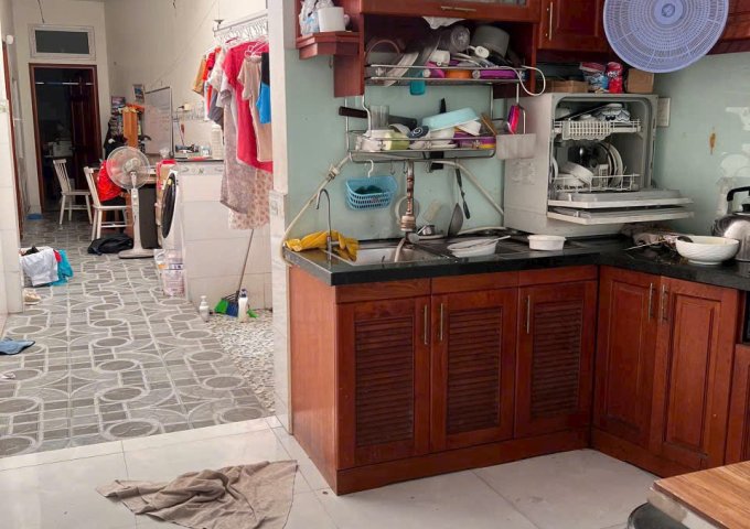 BÁN NHÀ CẤP 4 HXH HUỲNH THỊ HAI, TÂN CHÁNH HIỆP, Q.12 NHĨNH NHẸ 4T