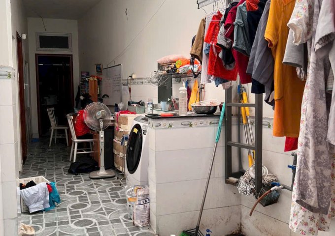 BÁN NHÀ CẤP 4 HXH HUỲNH THỊ HAI, TÂN CHÁNH HIỆP, Q.12 NHĨNH NHẸ 4T