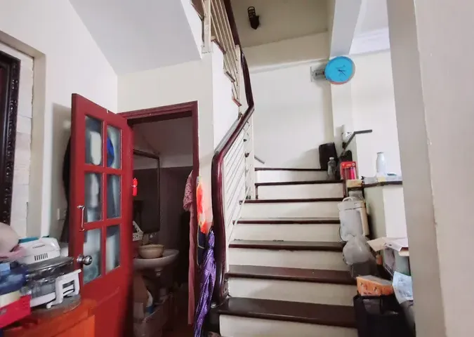 Bán Nhà Phan Kế Bính 33m2. 5 tầng. mặt tiền 5.8m. giá 9.2 tỷ Ba Đình Hà Nội