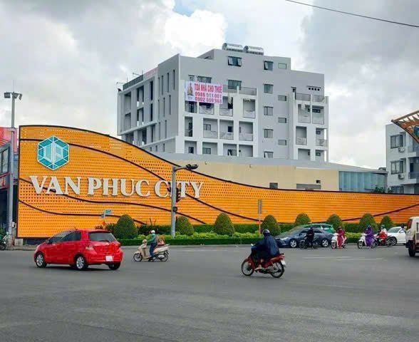 Bán Lô Đất Lớn Mặt Tiền Quốc Lộ 13, Hiệp Bình Phước - Thành Phố Thủ Đức