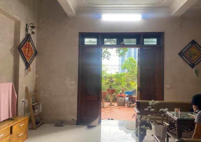 Bán nhà đẹp phân lô phố Nhật Tảo, quận Bắc Từ Liêm 3 tầng, mặt tiền 8.2m, diện tích 185m2