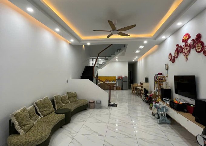 ► CHÍNH CHỦ CHO THUÊ NHÀ NGUYÊN CĂN 3 TẦNG – VIEW BIỂN NGUYỄN TẤT THÀNH, ĐÀ NẴNG