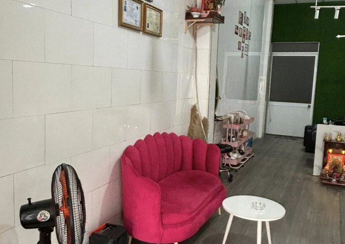 Cần sang lại tiệm nail mi gội mặt tiền Phan Anh, Bình Trị Đông, Bình Tân