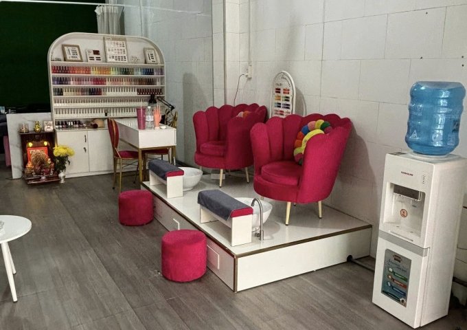 Cần sang lại tiệm nail mi gội mặt tiền Phan Anh, Bình Trị Đông, Bình Tân