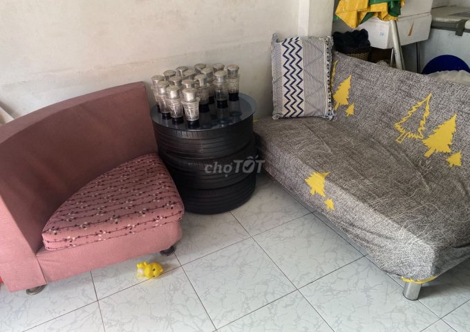 CẦN SANG LẠI QUÁN CAFE + TRÀ SỮA KINH DOANH ỔN ĐỊNH – VỊ TRÍ ĐẮC ĐỊA