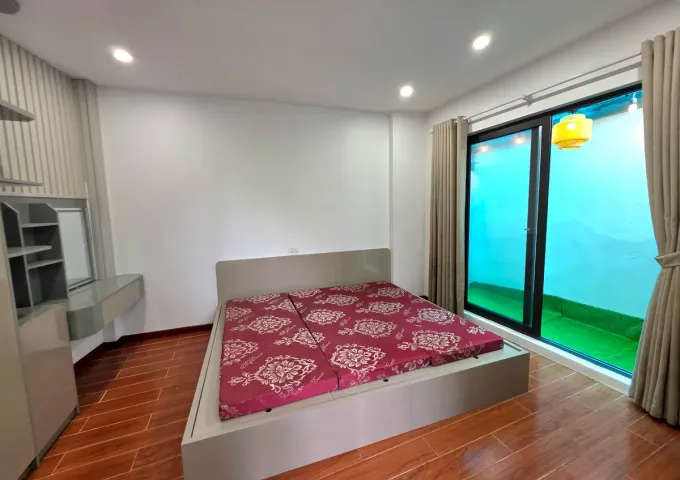 BÁN NHÀ RIÊNG Phố Bát Khối 53.5m2 X 4 Tầng mặt tiền 5m,6.2 tỷ Long Biên.