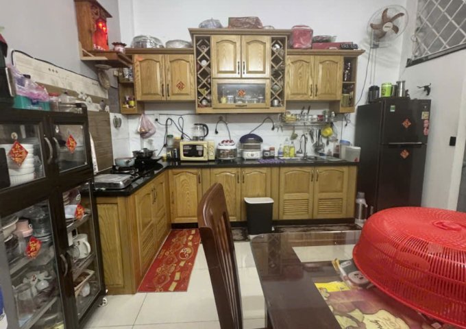 Bình Tân, gần MT Trương Phước Phan, nhà mới đẹp 4 tầng, ngang 4.5m, 