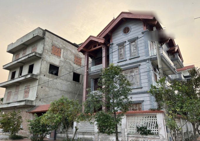 ► BÁN BIỆT THỰ + KHÁCH SẠN ĐANG HOÀN THIỆN