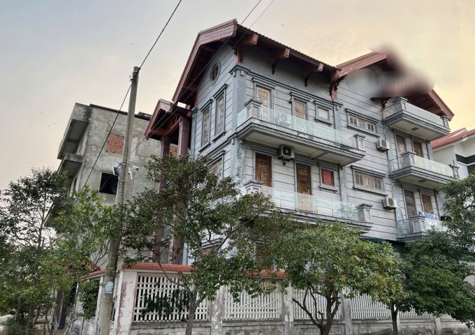 ► BÁN BIỆT THỰ + KHÁCH SẠN ĐANG HOÀN THIỆN