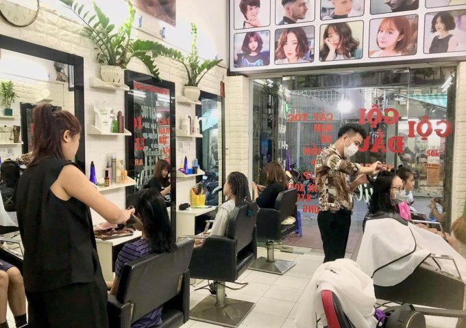 SANG NHƯỢNG CỬA HÀNG TÓC – NGÕ TỰ DO