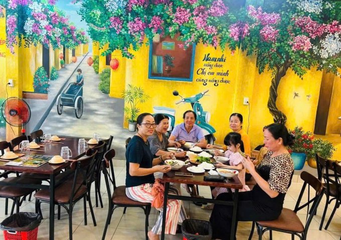 SANG QUÁN ĂN 200m² – ĐẦY ĐỦ TIỆN NGHI – ĐÃ CÓ 3 PHÒNG MÁY LẠNH