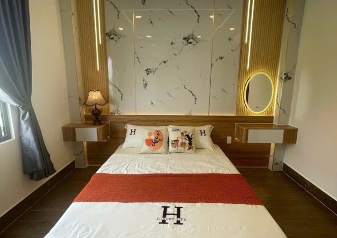 ► Nhà bán mới đẹp full nội thất chỉ việc ở , shr ccg đường nhựa thông tứ hướng, tại Phường Thạnh Xuân, Quận 12