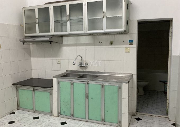 Cho thuê nhà 3 tầng, 3 phòng ngủ đường Bùi Ngọc Dương