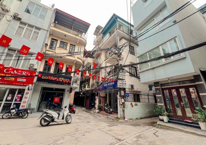 💜💜💜💜 NHÀ PHÂN LÔ - TÂY SƠN - ĐỐNG ĐA - LÔ GÓC - Ô TÔ TRÁNH - VỪA Ở VỪA KINH DOANH - NGÕ VIP💜💜💜💜  Mô tả:  - Ngõ Tây Sơn là ngõ đẹp nhất phố Tây