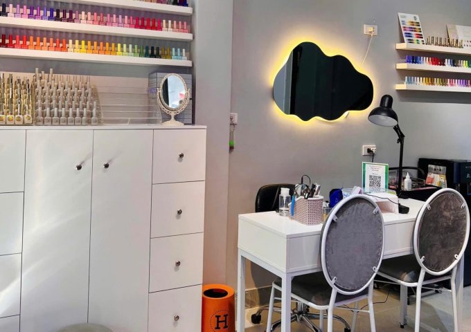 SANG NHƯỢNG MÔ HÌNH NAIL – Gội - Makeup