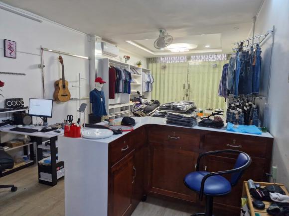 CHÍNH CHỦ CẦN CHO THUÊ NHÀ NGUYÊN CĂN 4 TẦNG – MẶT TIỀN TRUNG TÂM TP. LONG KHÁNH