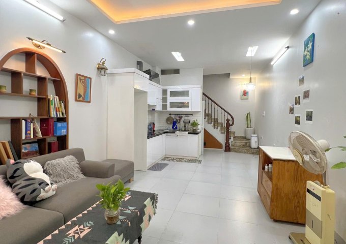 Chính chủ cho thuê nhà riêng nguyên căn khu vực Ngã Tư Sở, đối diện Royal City – Thanh Xuân, Hà Nội