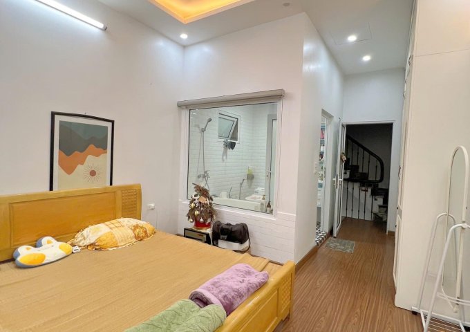 Chính chủ cho thuê nhà riêng nguyên căn khu vực Ngã Tư Sở, đối diện Royal City – Thanh Xuân, Hà Nội