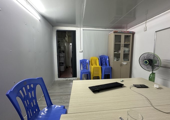 TẬP THỂ ĐH THUỶ LỢI- HIẾM NHÀ BÁN-3 NGỦ-TIỆN ÍCH XUNG QUANH KHÔNG THIẾU.