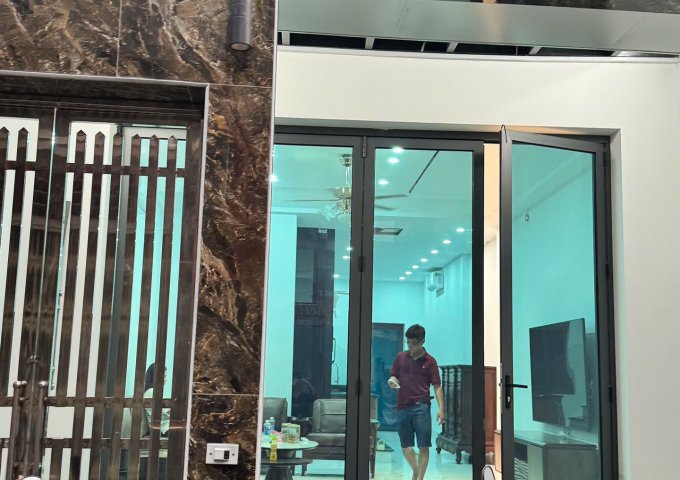 ► CHÍNH CHỦ BÁN NHÀ 4 TẦNG CÓ THANG MÁY – NGÕ 205 XUÂN ĐỈNH – Ô TÔ TRÁNH – GẦN ĐẠI SỨ QUÁN HÀN QUỐC