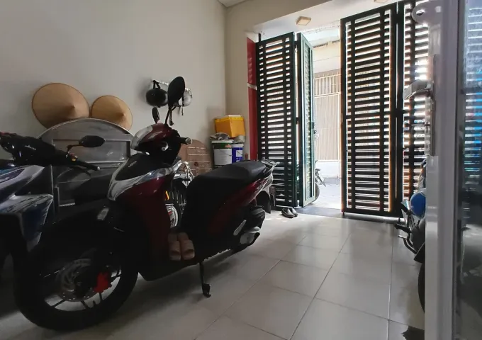 Bán GẤP nhà đẹp Nguyễn Sỹ Sách, P15 Tân Bình. 4 Lầu. chỉ 6.8 tỷ Thương Lượng.