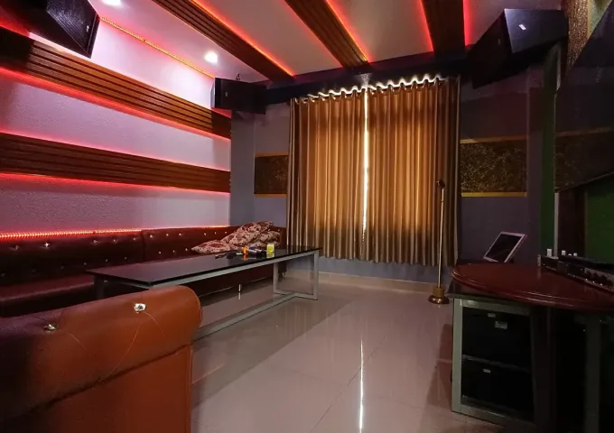 Bán GẤP nhà đẹp Nguyễn Sỹ Sách, P15 Tân Bình. 4 Lầu. chỉ 6.8 tỷ Thương Lượng.