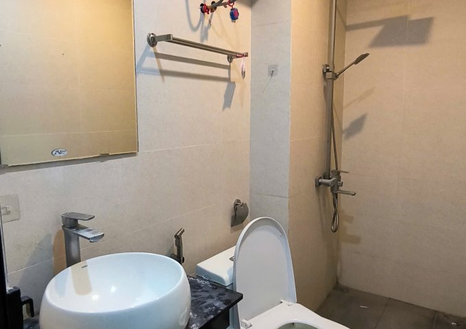 BÁN NHÀ 5 TẦNG TRUNG TÂM MỸ ĐÌNH – DIỆN TÍCH 40M2 – GIÁ 8.9 TỶ – NỞ HẬU, KINH DOANH TỐT