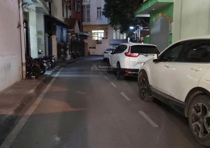 Cho thuê ccmn Phòng 2 ngủ 55m2 5 cửa sổ, 4 đường lớn ôtô tránh