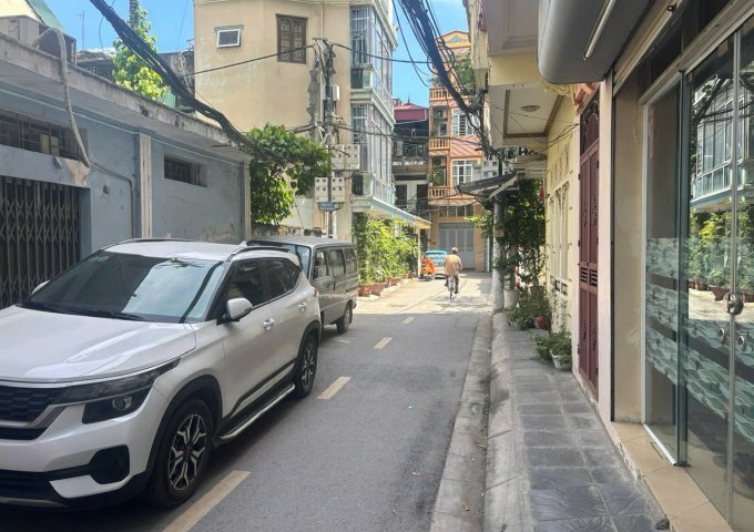 CHO THUÊ NHÀ MÁI BẰNG – RỘNG RÃI, TIỆN Ở VÀ KINH DOANH TẠI NGÕ 273 TÂN MAI