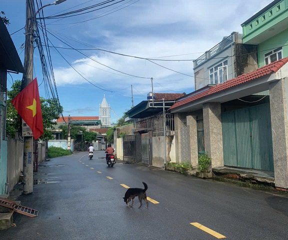 BÁN NHÀ và ĐẤT THỔ CƯ TRUNG TÂM KHU DÂN CƯ