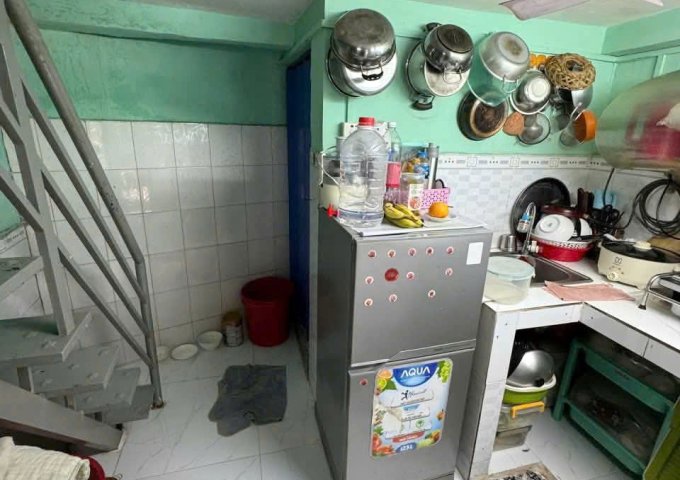 Căn góc gần MT Hưng Phú P9Q8. Giá 2,15 tỷ TL