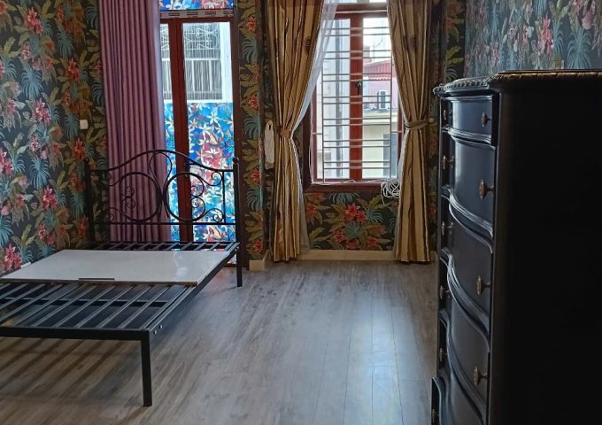 Khách mua xem đông quá Phố Vọng (Đại La) 24m/35mT1, 4 tầng, mặt tiền 2m/12m, 3 6.8 tỷ Hai Bà Trưng. 