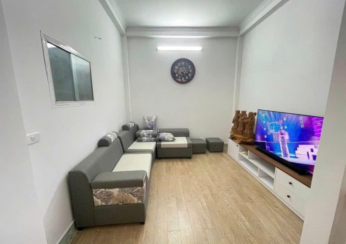 Khách mua xem đông quá Phố Vọng (Đại La) 24m/35mT1, 4 tầng, mặt tiền 2m/12m, 3 6.8 tỷ Hai Bà Trưng. 