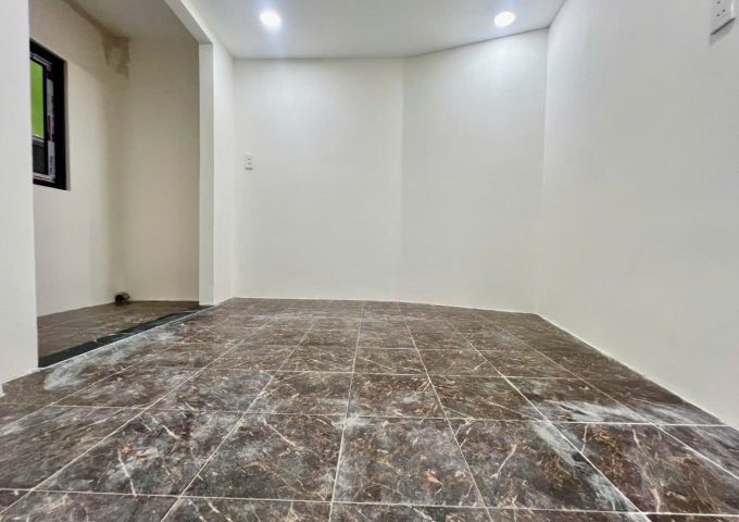 SÁT MẶT TIỀN KHÁNH HỘI Q4 HƠN 2 TỶ